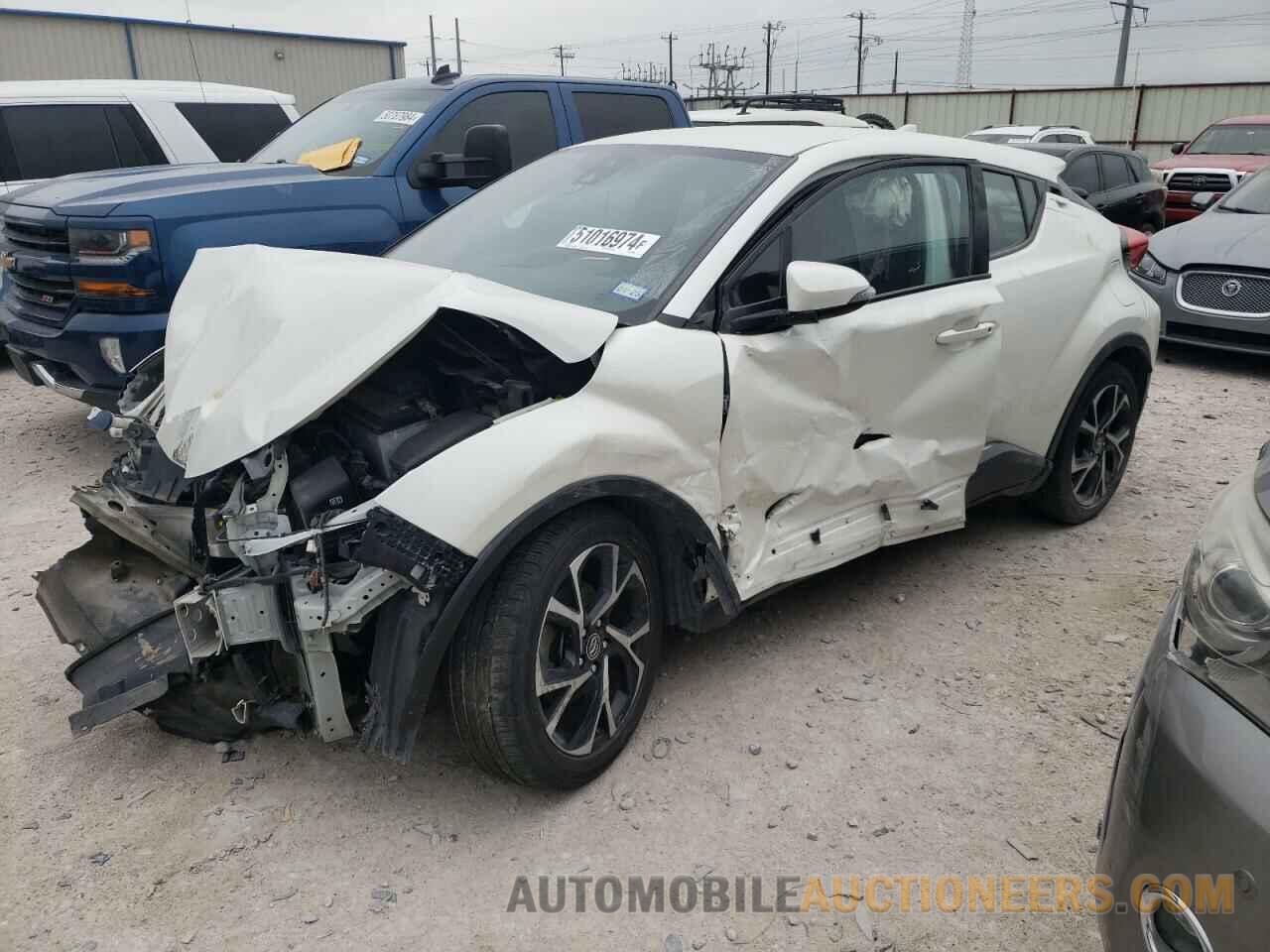 NMTKHMBX9JR035264 TOYOTA C-HR 2018