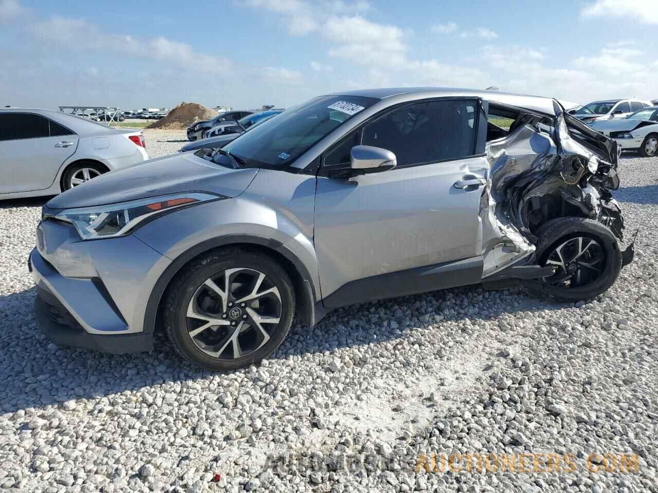 NMTKHMBX9JR039542 TOYOTA C-HR 2018