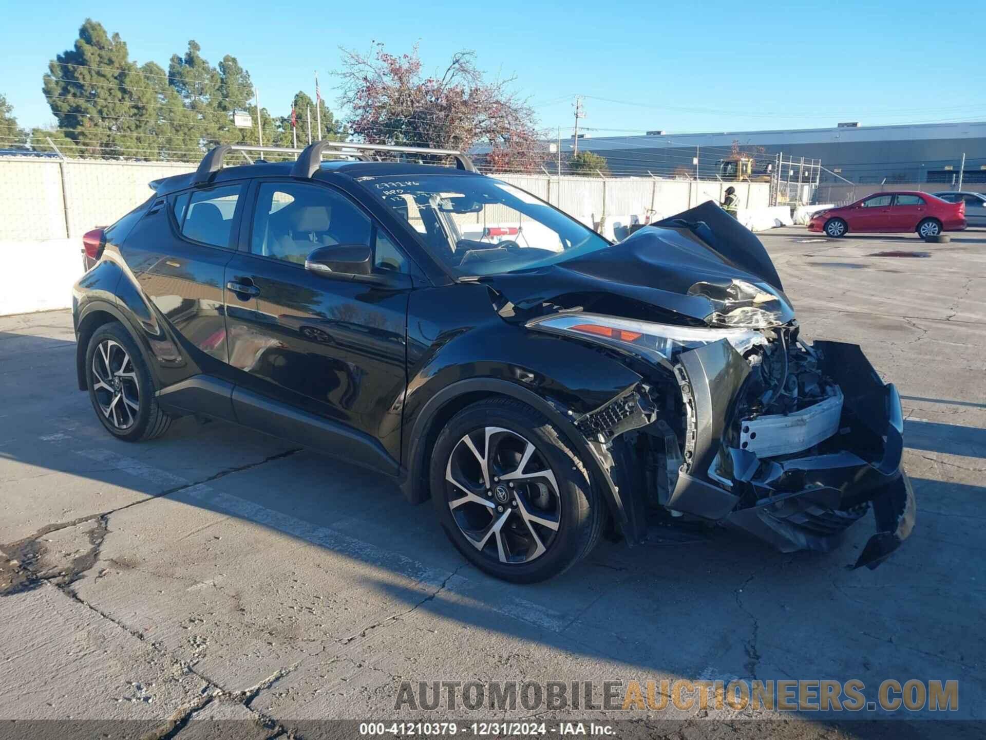 NMTKHMBX9JR040867 TOYOTA C-HR 2018