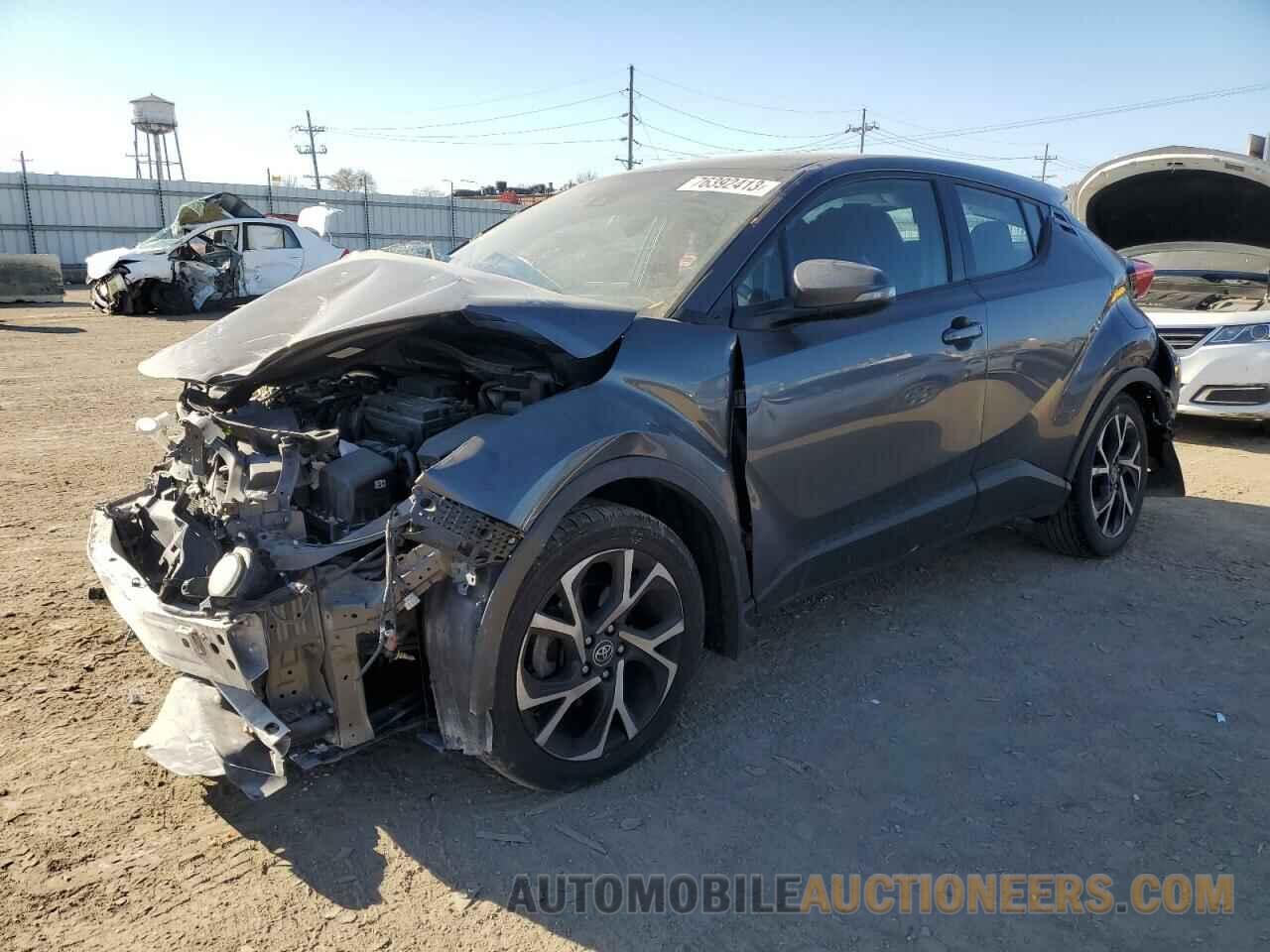 NMTKHMBX9JR045356 TOYOTA C-HR 2018