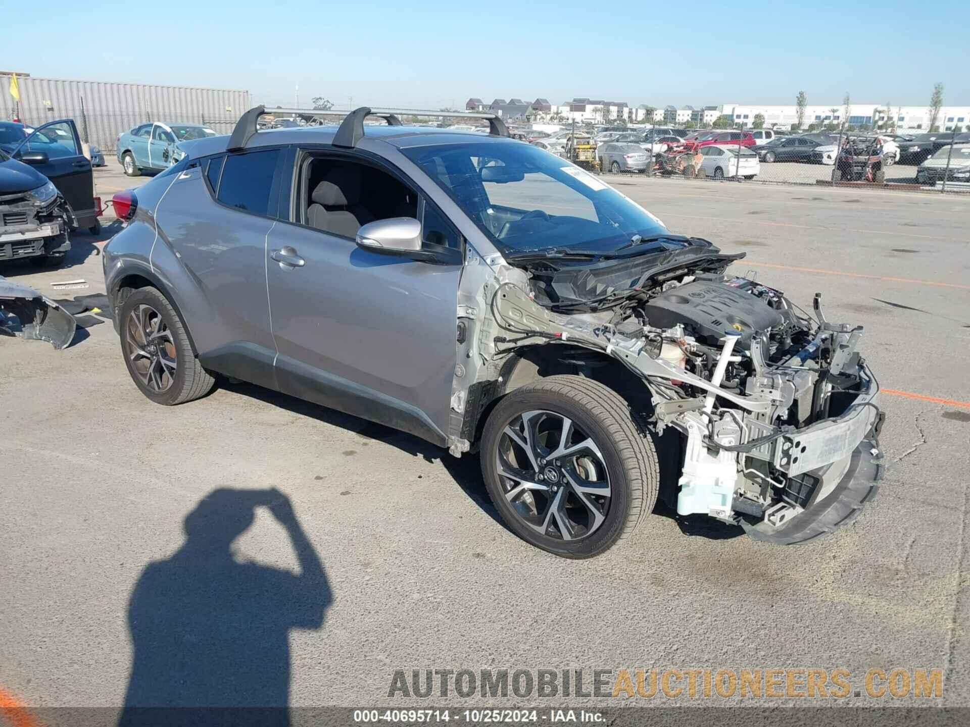 NMTKHMBX9JR046362 TOYOTA C-HR 2018