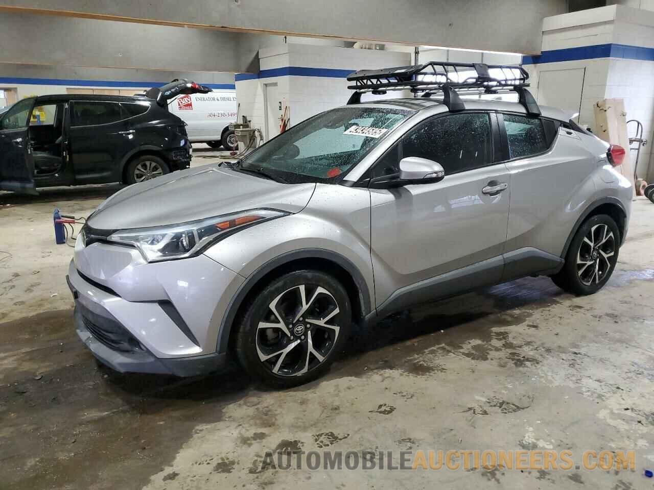 NMTKHMBX9JR046815 TOYOTA C-HR 2018