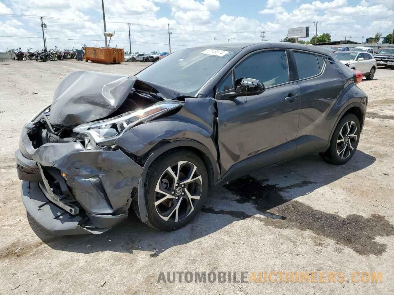 NMTKHMBX9JR052016 TOYOTA C-HR 2018