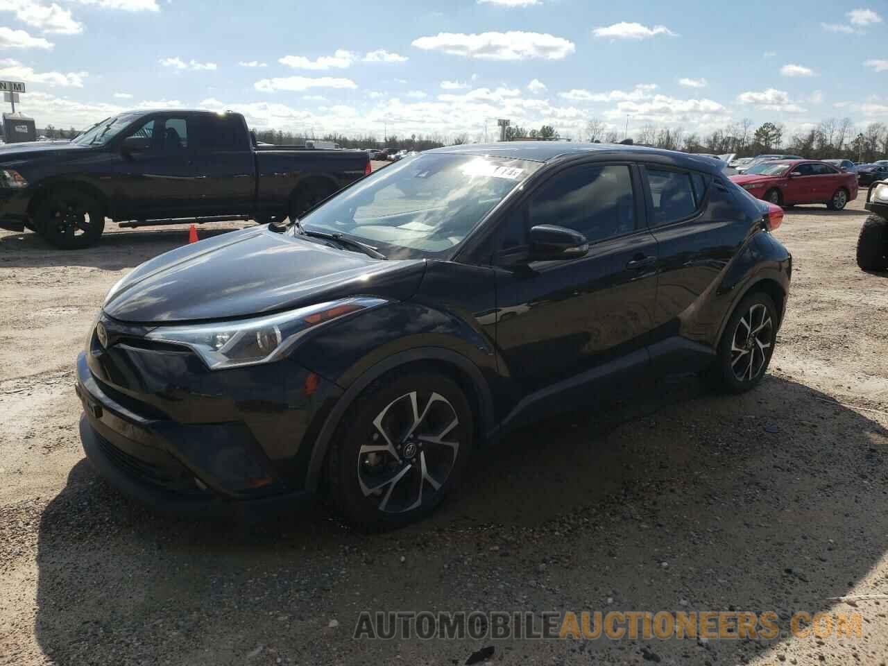 NMTKHMBXXJR011538 TOYOTA C-HR 2018