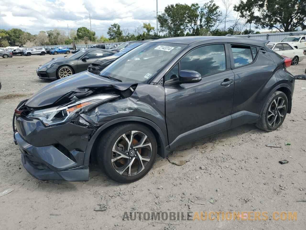 NMTKHMBXXJR026881 TOYOTA C-HR 2018