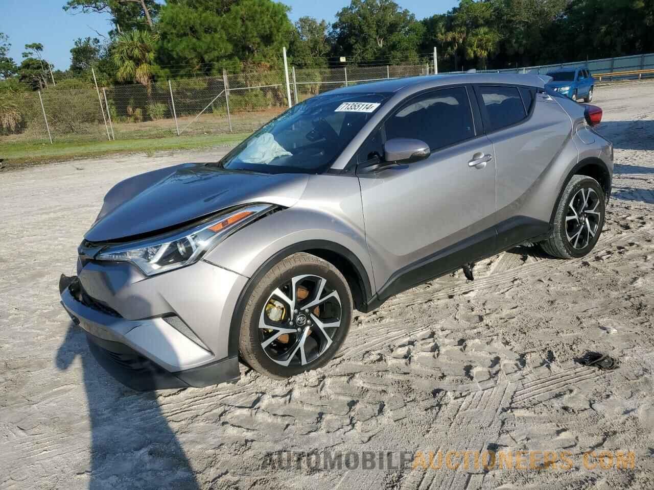 NMTKHMBXXJR045611 TOYOTA C-HR 2018