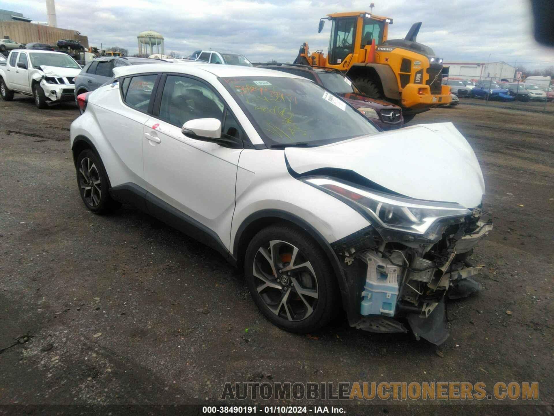 NMTKHMBXXJR050940 TOYOTA C-HR 2018