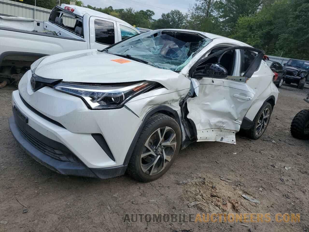 NMTKHMBXXJR051943 TOYOTA C-HR 2018