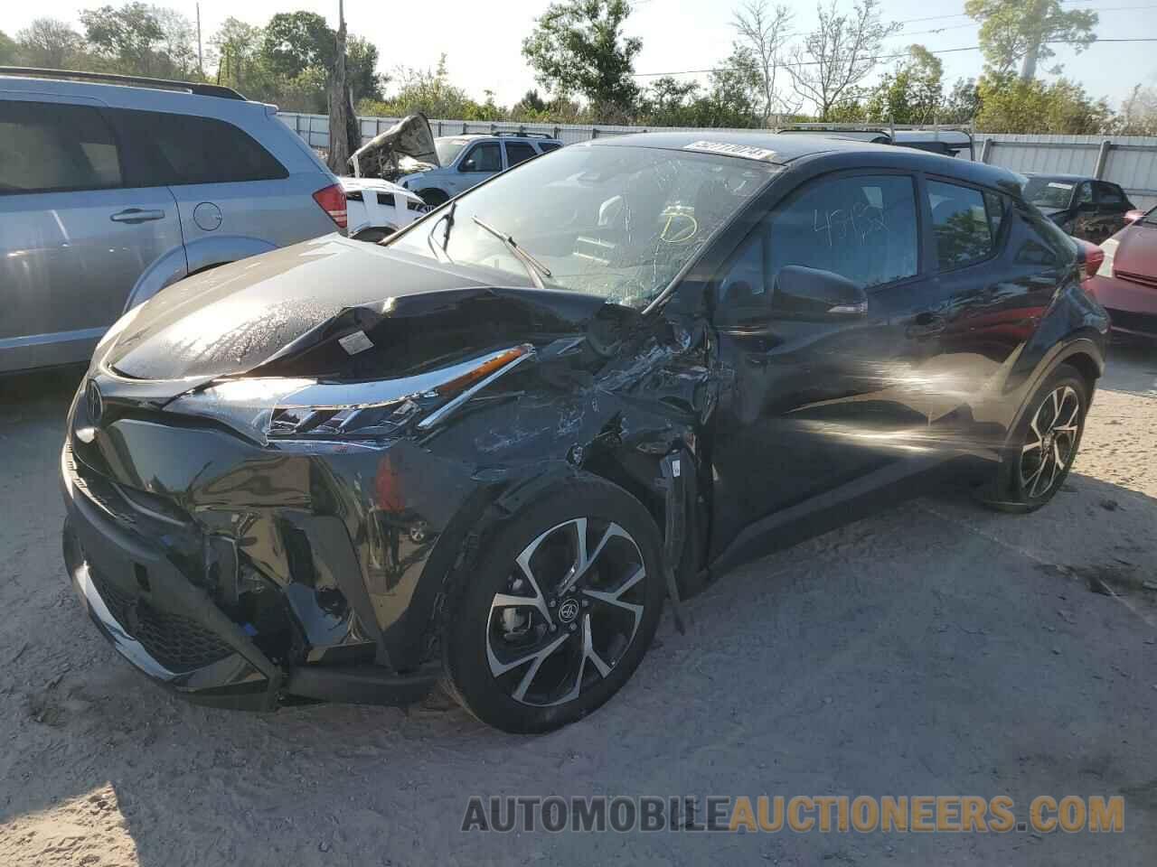 NMTKHMBXXMR122076 TOYOTA C-HR 2021