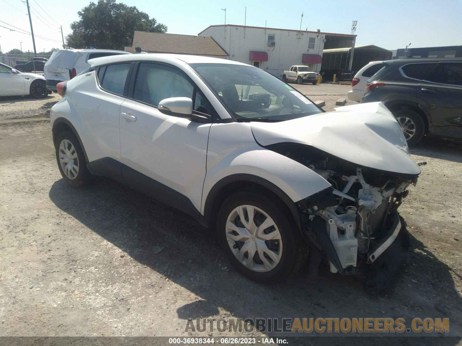 NMTKHMBXXMR131165 TOYOTA C-HR 2021