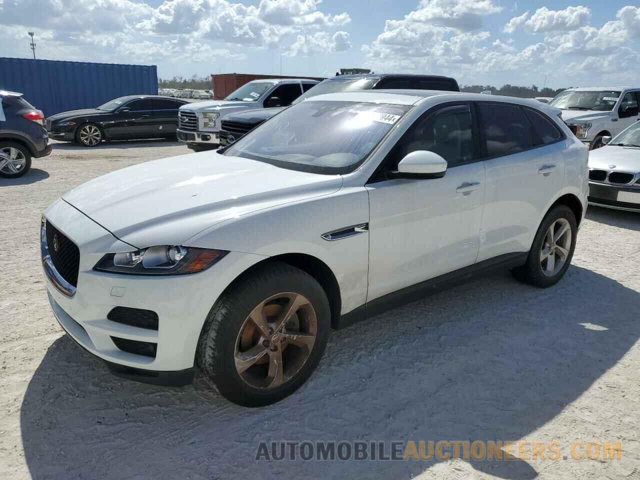 SADCJ2BN0HA095006 JAGUAR F-PACE 2017