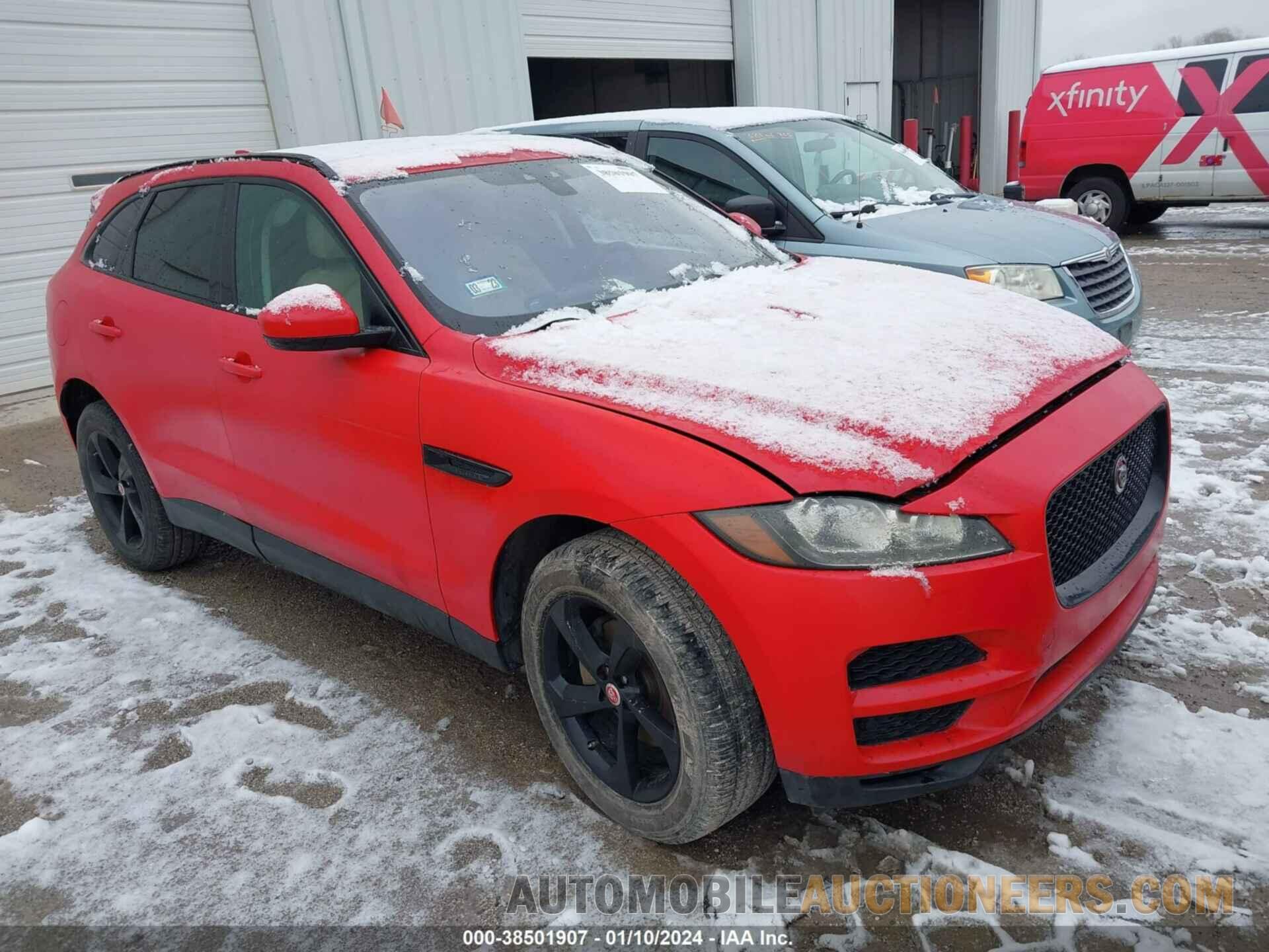 SADCJ2BN1HA097606 JAGUAR F-PACE 2017