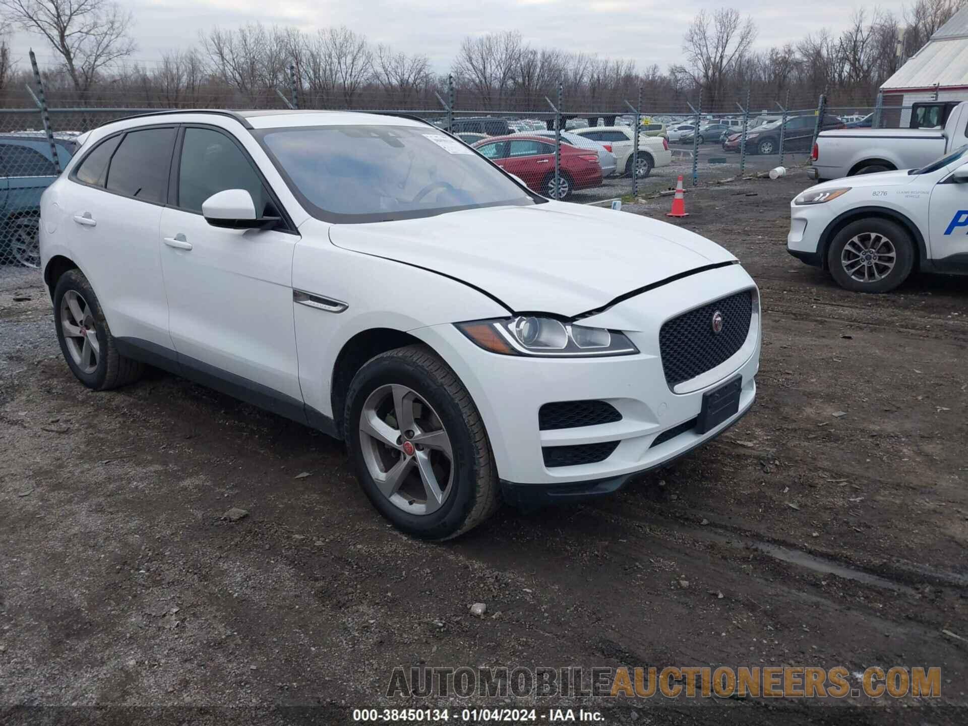 SADCJ2BN2HA099445 JAGUAR F-PACE 2017