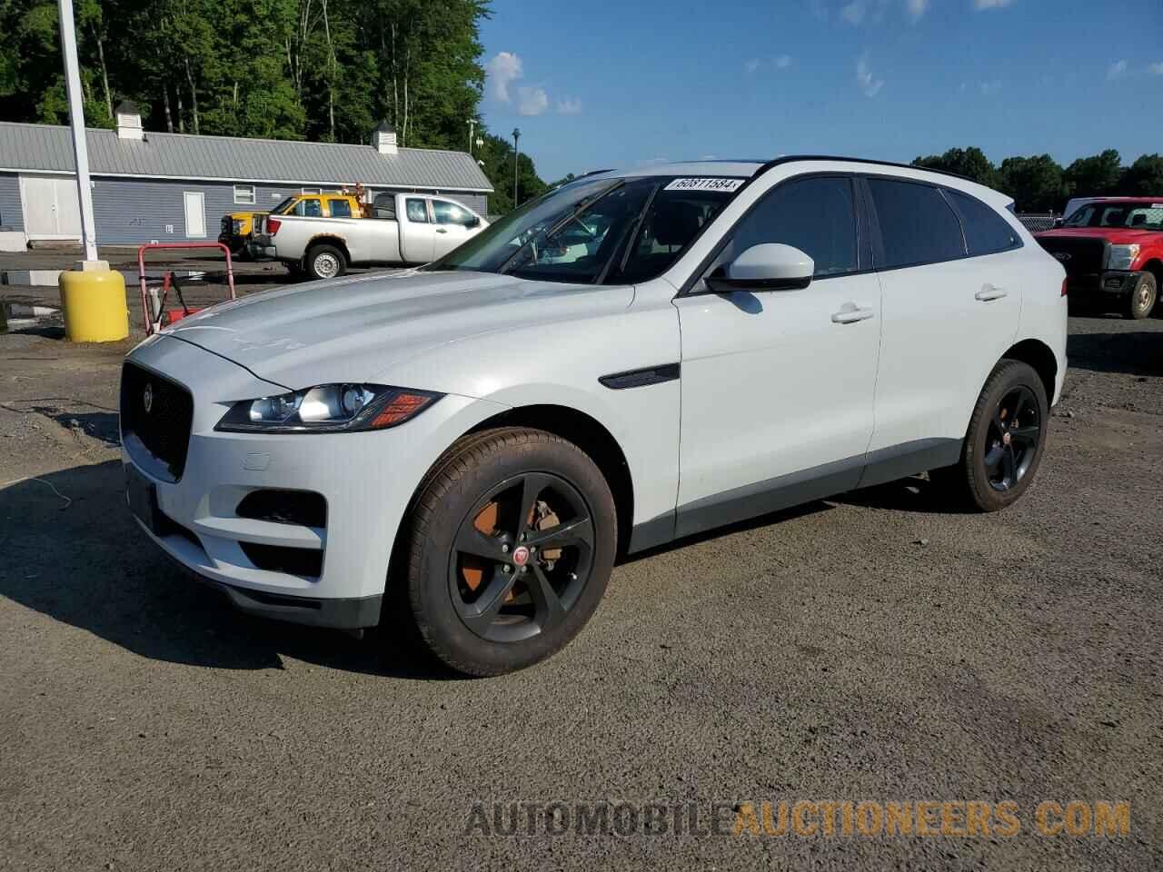 SADCJ2BN6HA098556 JAGUAR F-PACE 2017