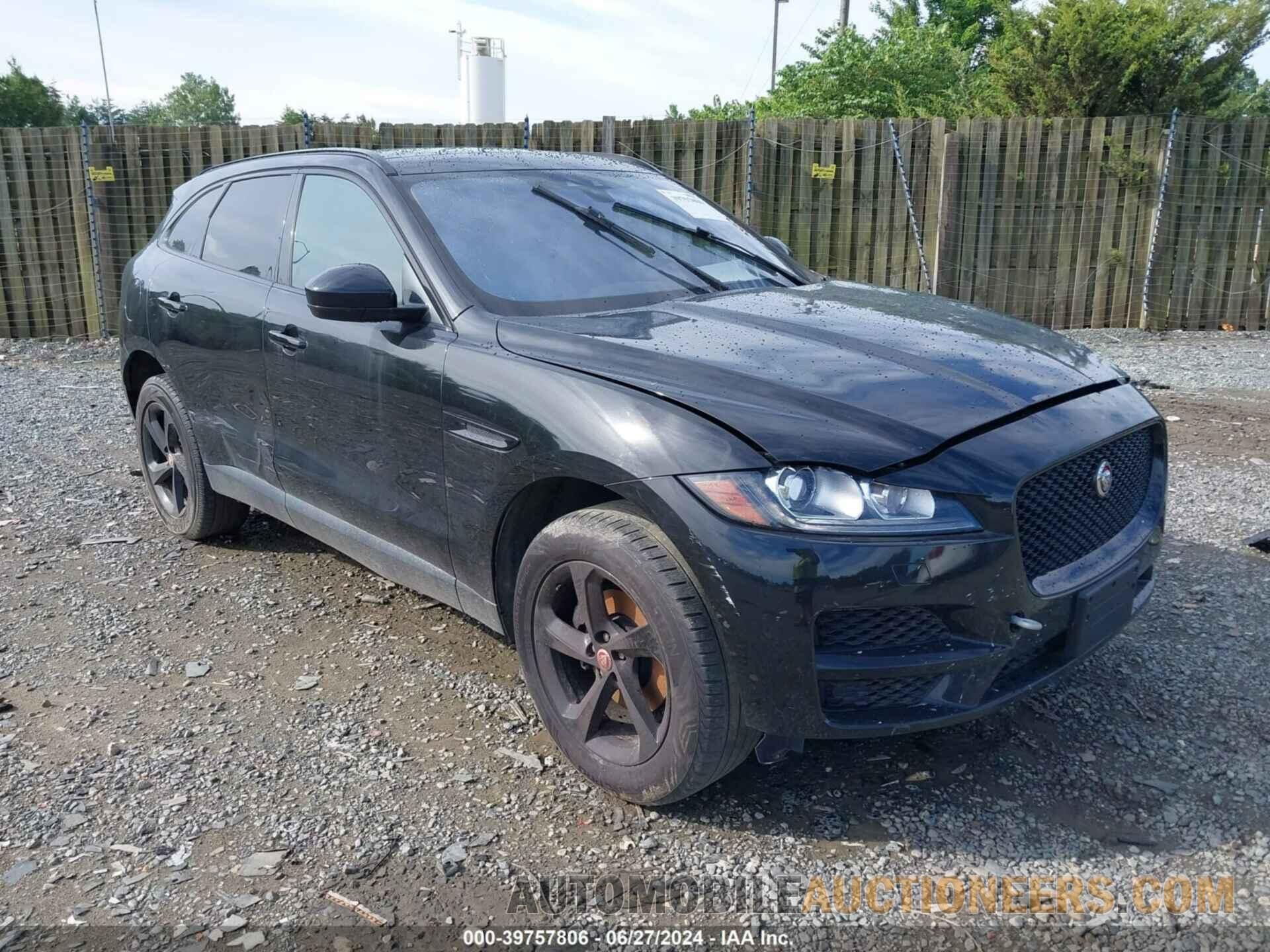 SADCJ2BN8HA488011 JAGUAR F-PACE 2017