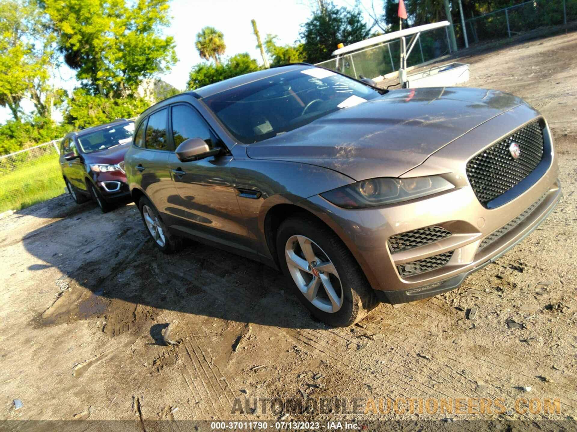 SADCJ2BN9HA096980 JAGUAR F-PACE 2017