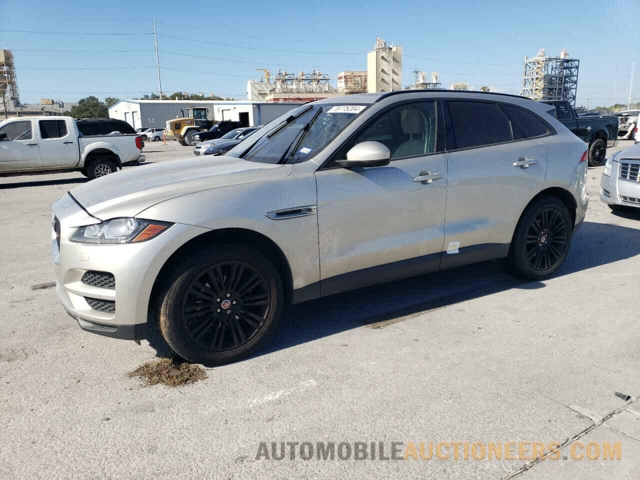 SADCJ2BNXHA090900 JAGUAR F-PACE 2017