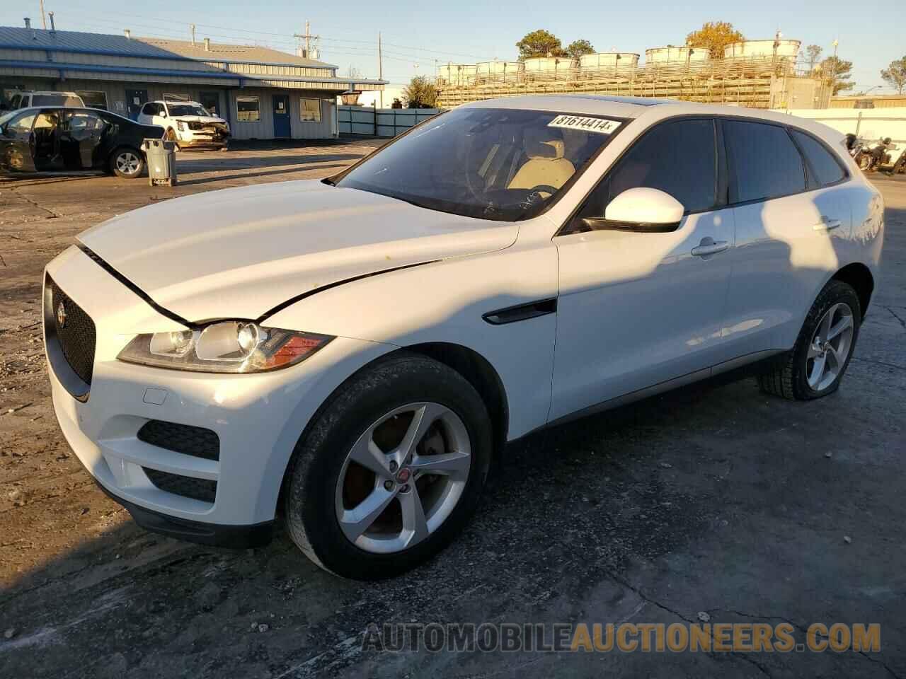 SADCJ2BV0HA066573 JAGUAR F-PACE 2017