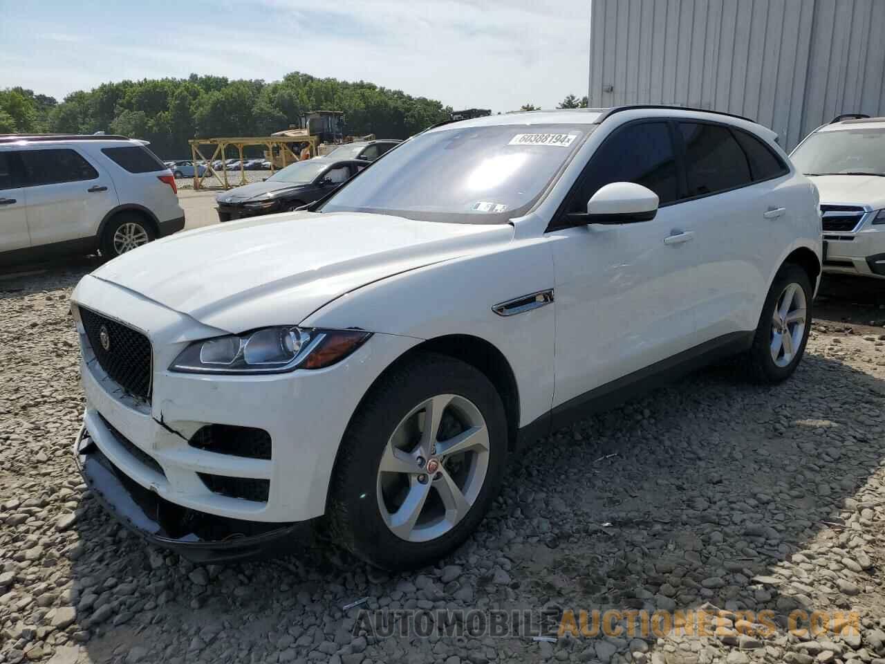 SADCJ2BV0HA084832 JAGUAR F-PACE 2017