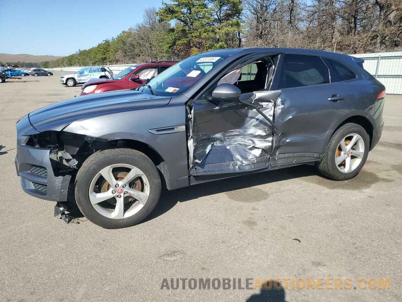 SADCJ2BV1HA069952 JAGUAR F-PACE 2017