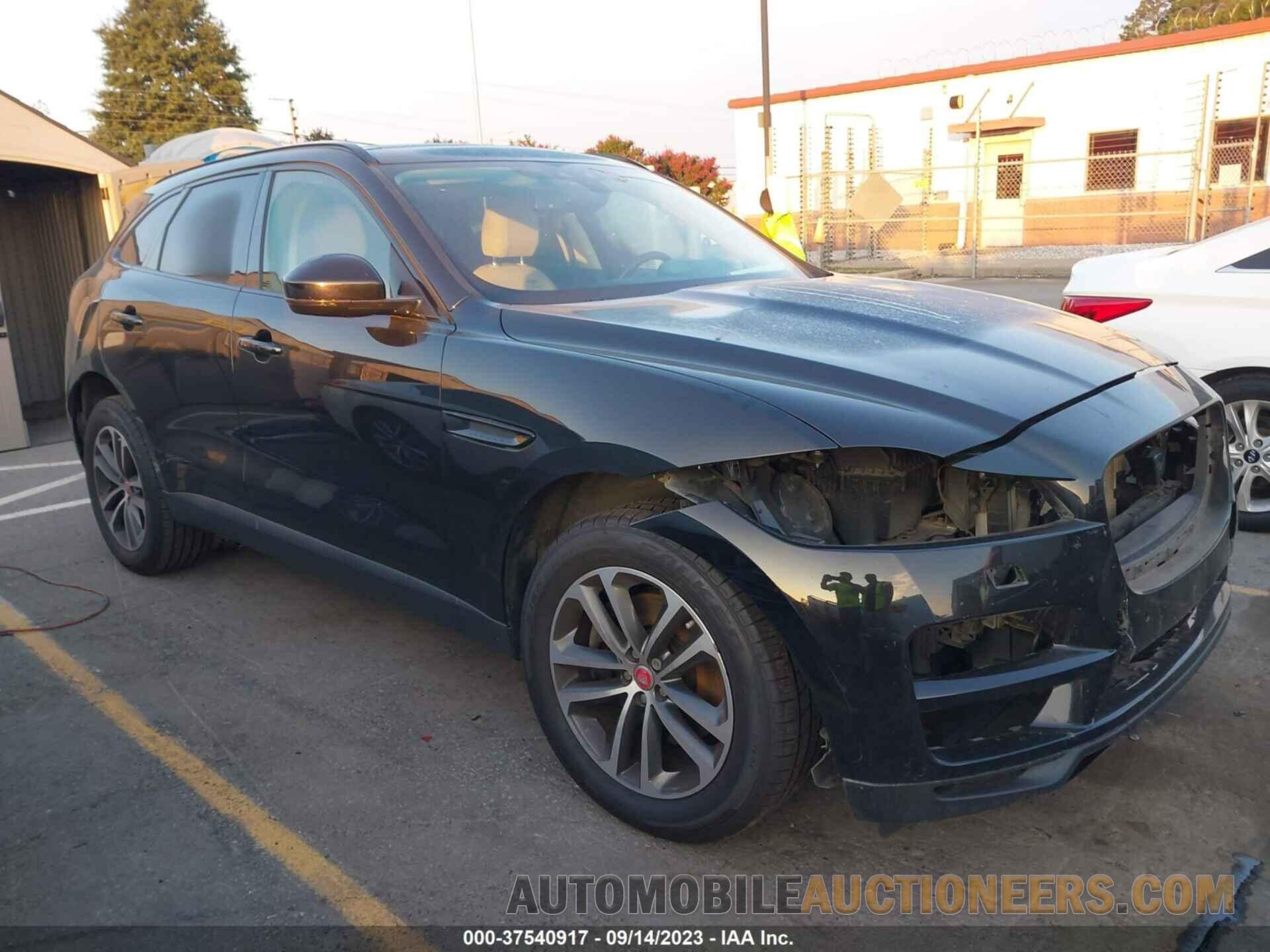 SADCJ2BV1HA893501 JAGUAR F-PACE 2017