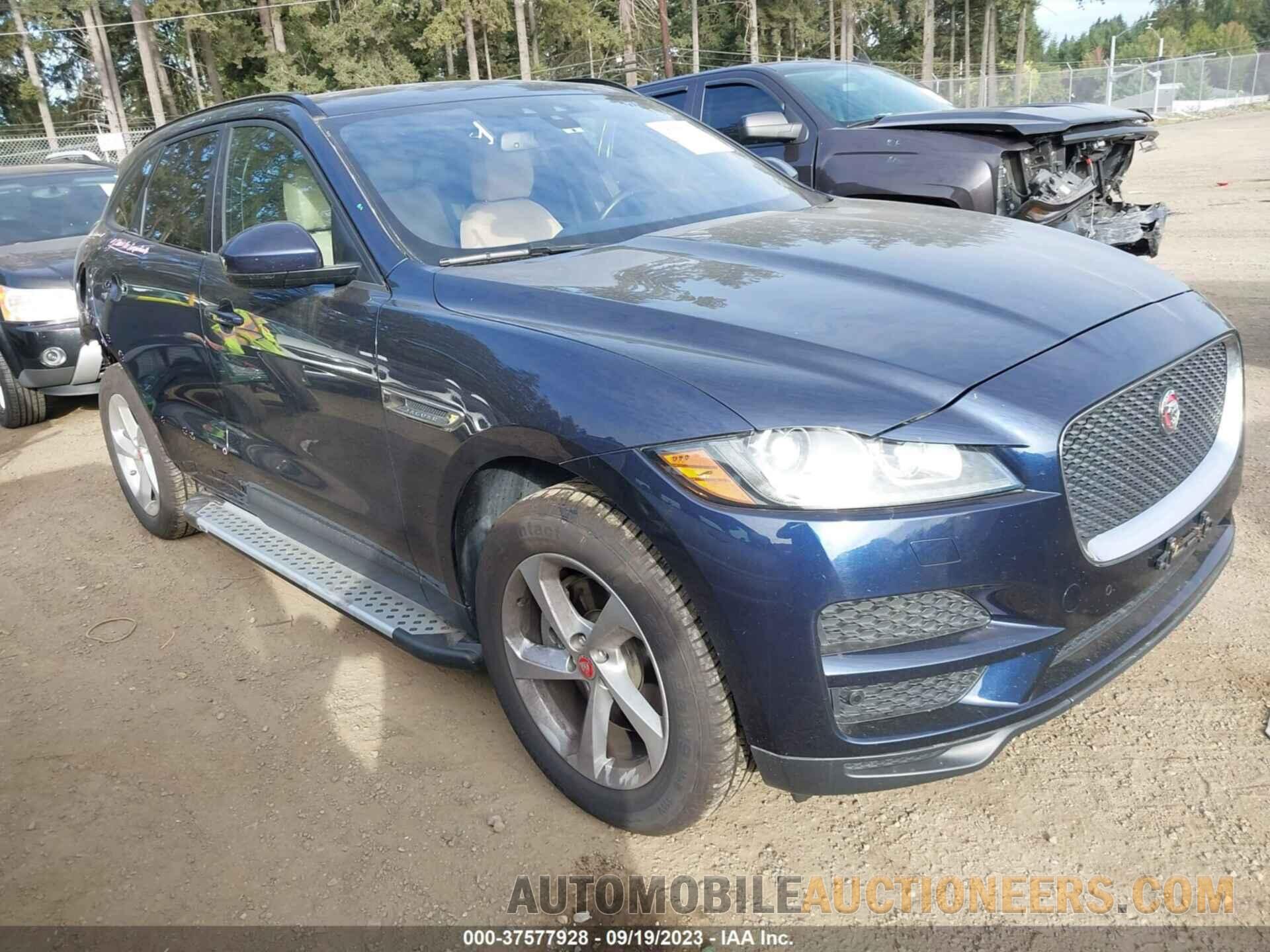 SADCJ2BV2HA070141 JAGUAR F-PACE 2017