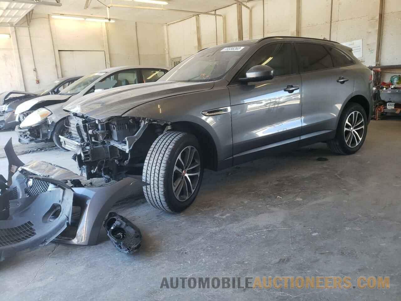 SADCJ2BV2HA084685 JAGUAR F-PACE 2017