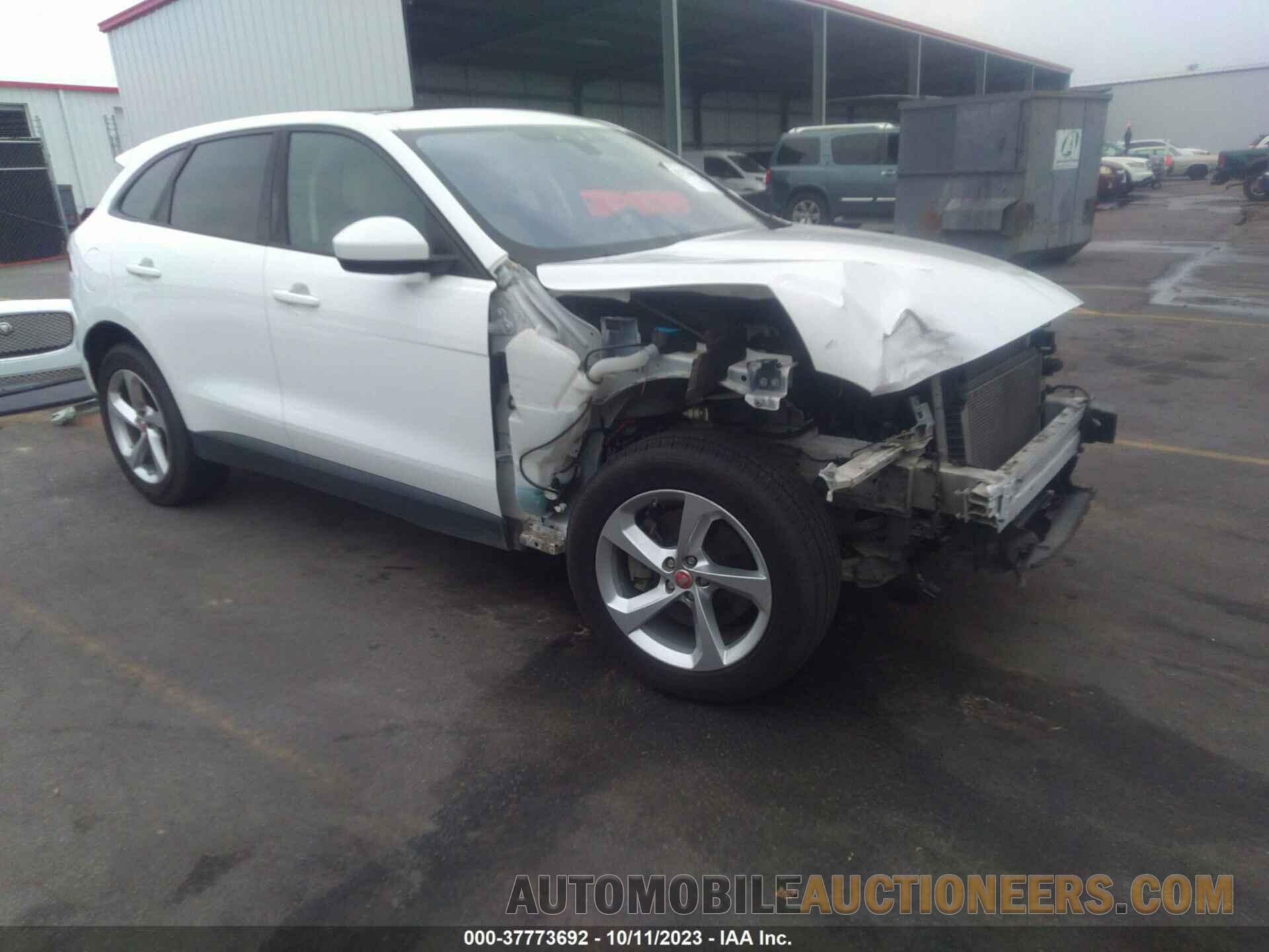 SADCJ2BV2HA493723 JAGUAR F-PACE 2017