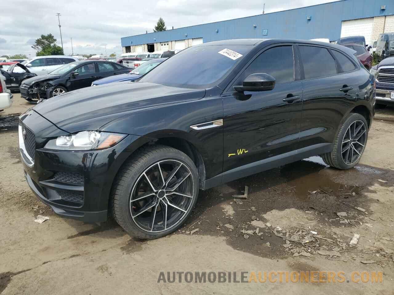 SADCJ2BV3HA050352 JAGUAR F-PACE 2017