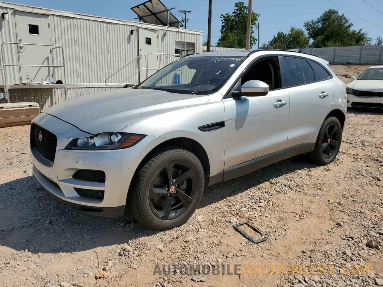 SADCJ2BV3HA059231 JAGUAR F-PACE 2017