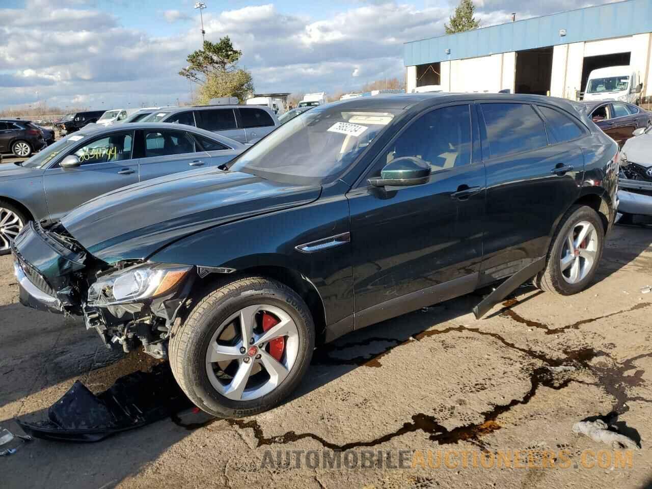 SADCJ2BV3HA084548 JAGUAR F-PACE 2017