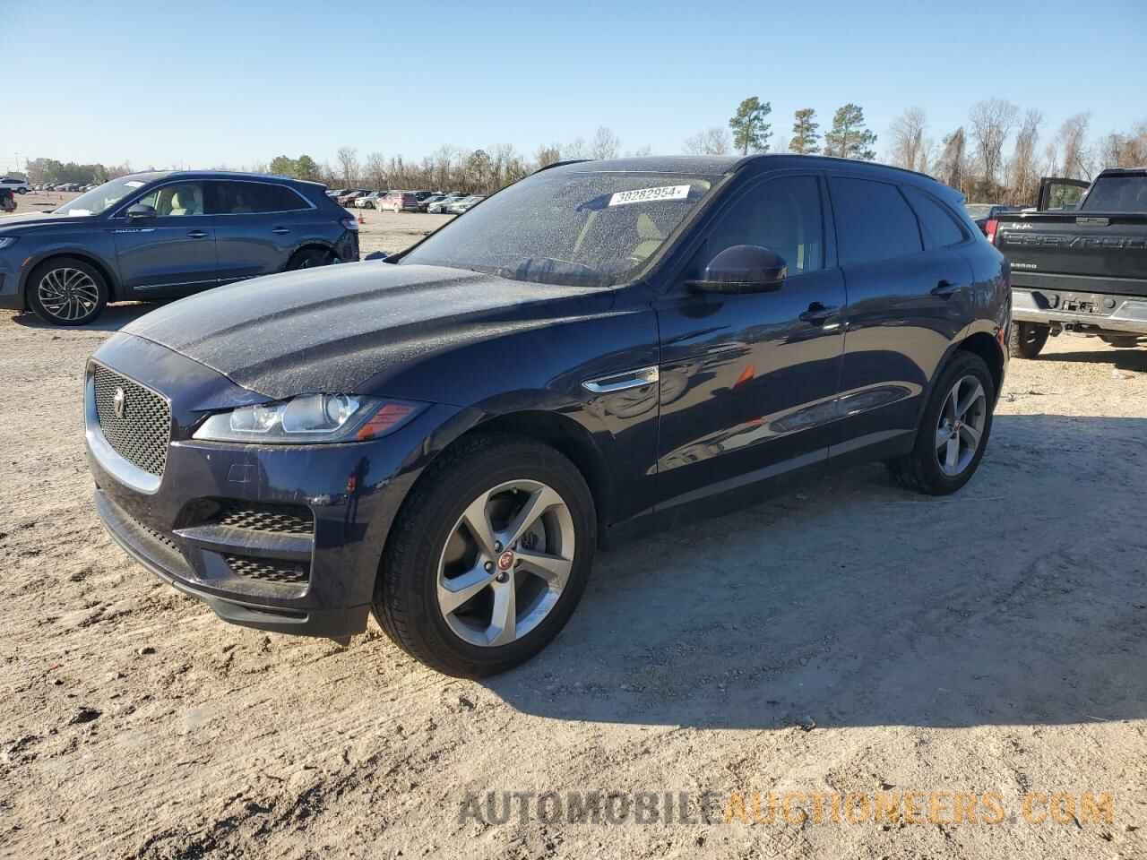 SADCJ2BV3HA884685 JAGUAR F-PACE 2017