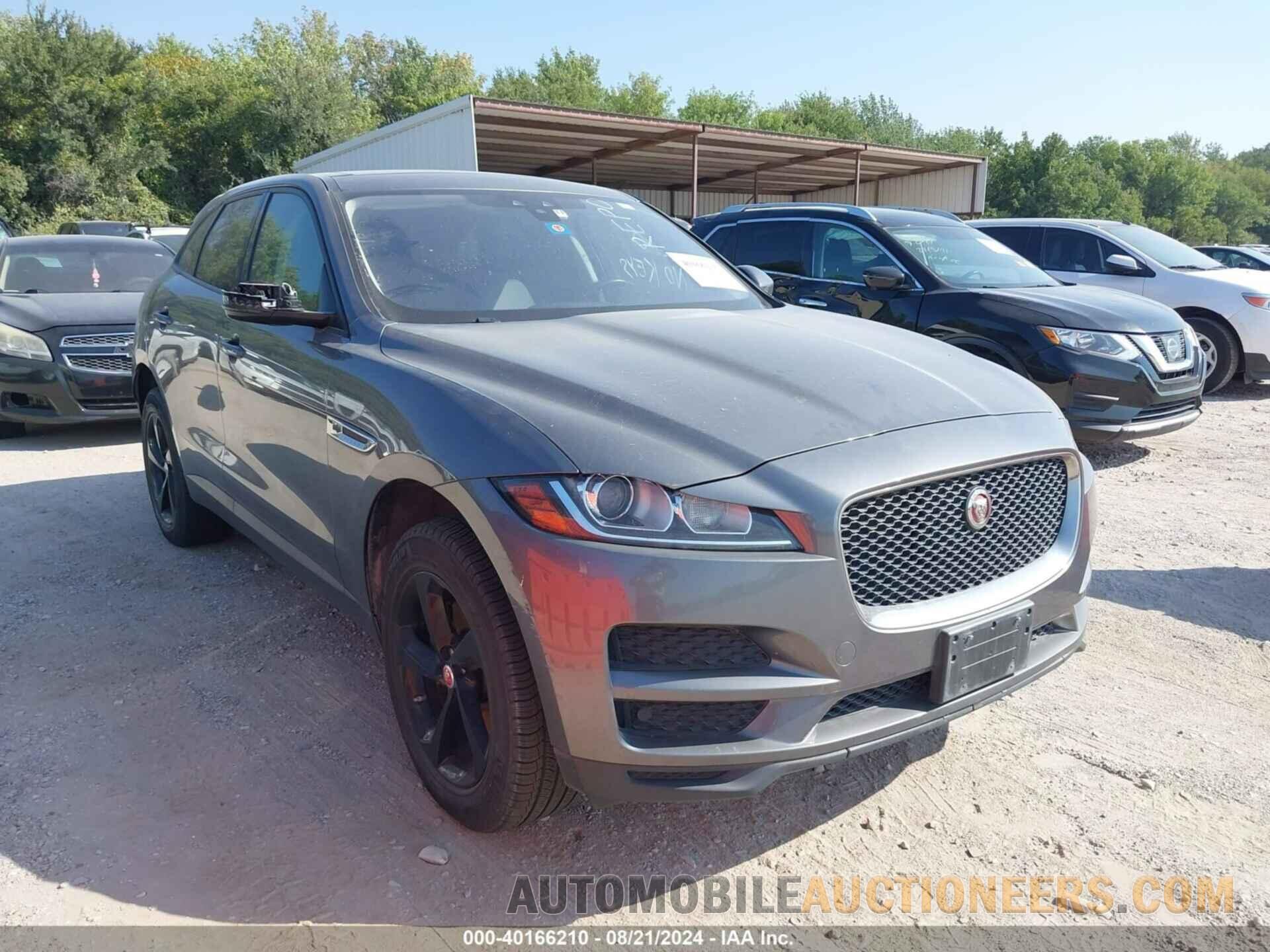 SADCJ2BV3HA898358 JAGUAR F-PACE 2017