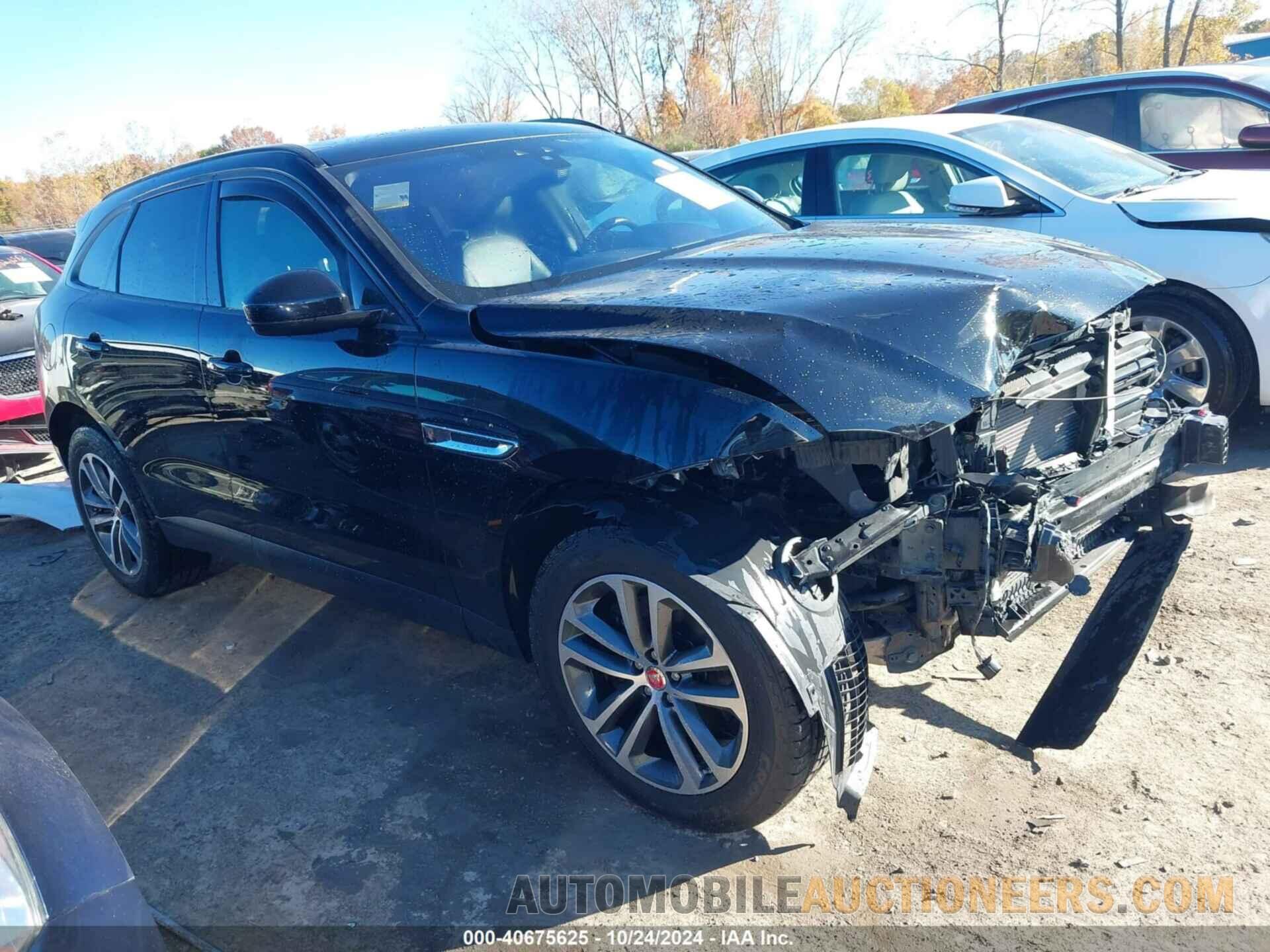 SADCJ2BV4HA092187 JAGUAR F-PACE 2017