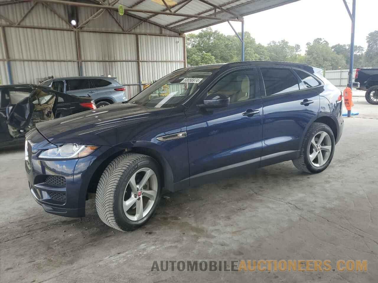 SADCJ2BV5HA092411 JAGUAR F-PACE 2017