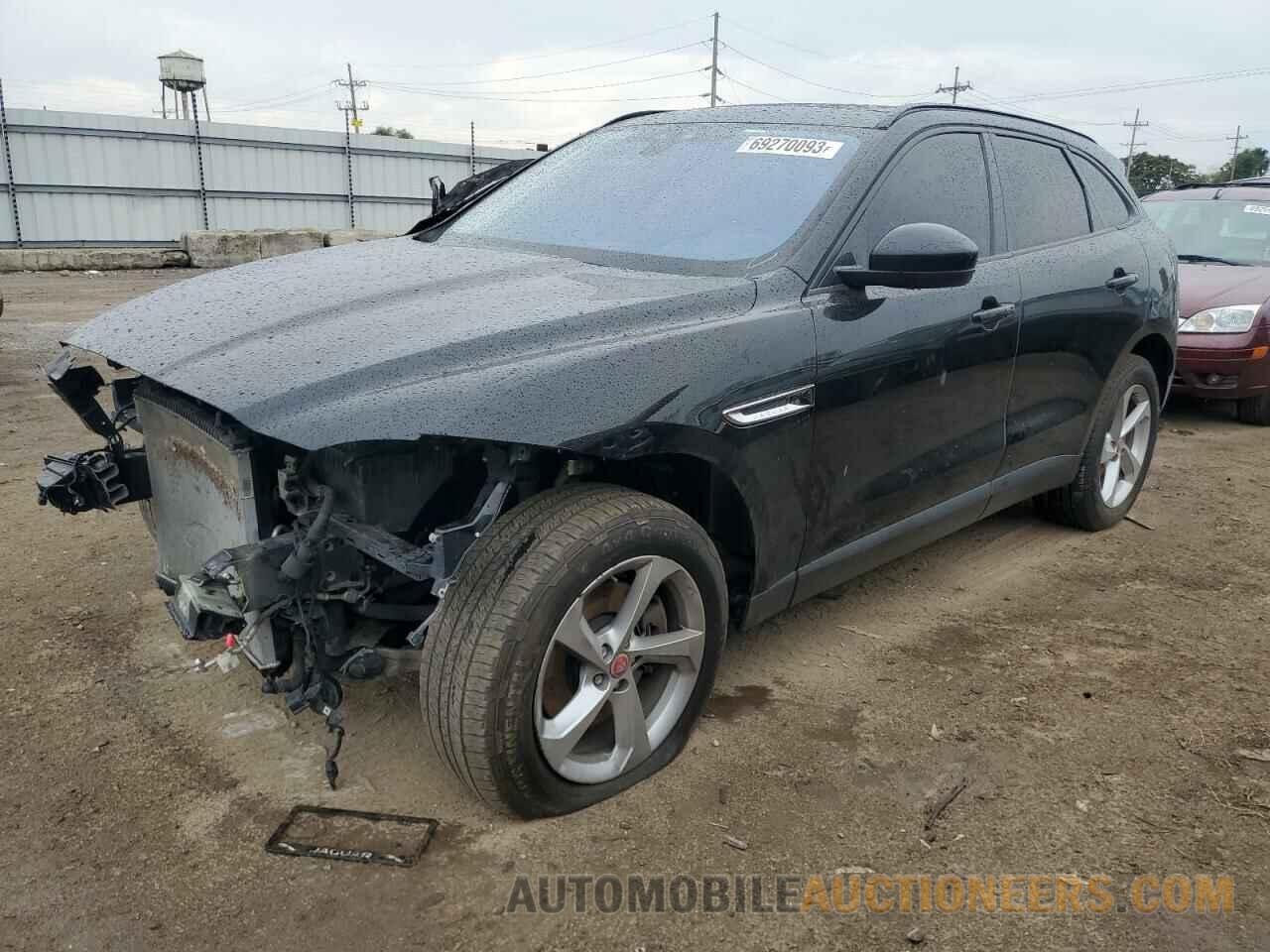 SADCJ2BV5HA493361 JAGUAR F-PACE 2017