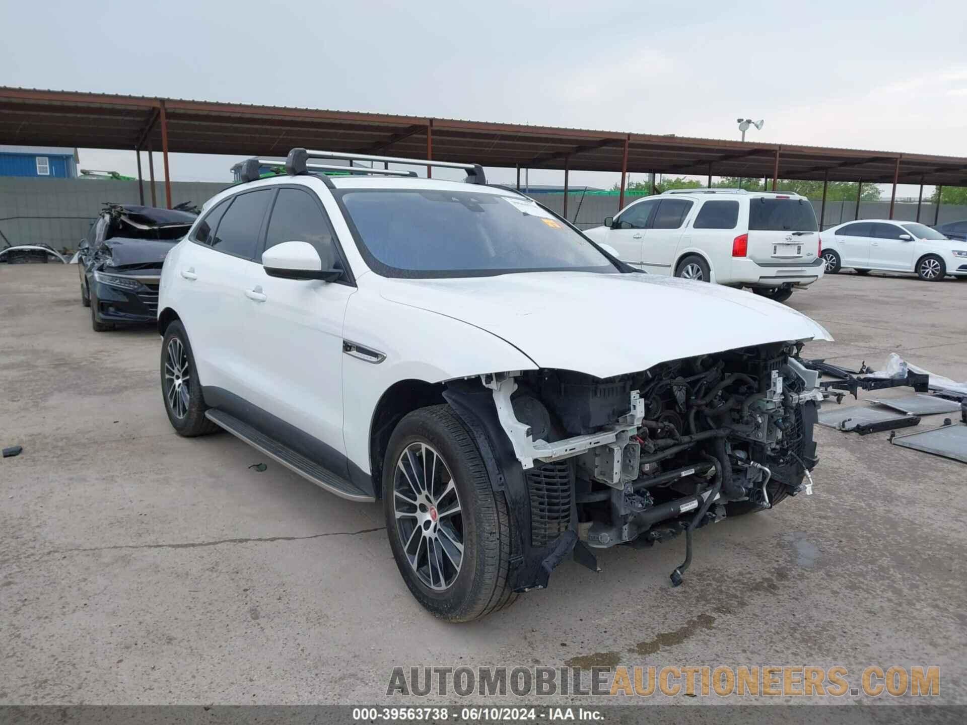 SADCJ2BV5HA499113 JAGUAR F-PACE 2017