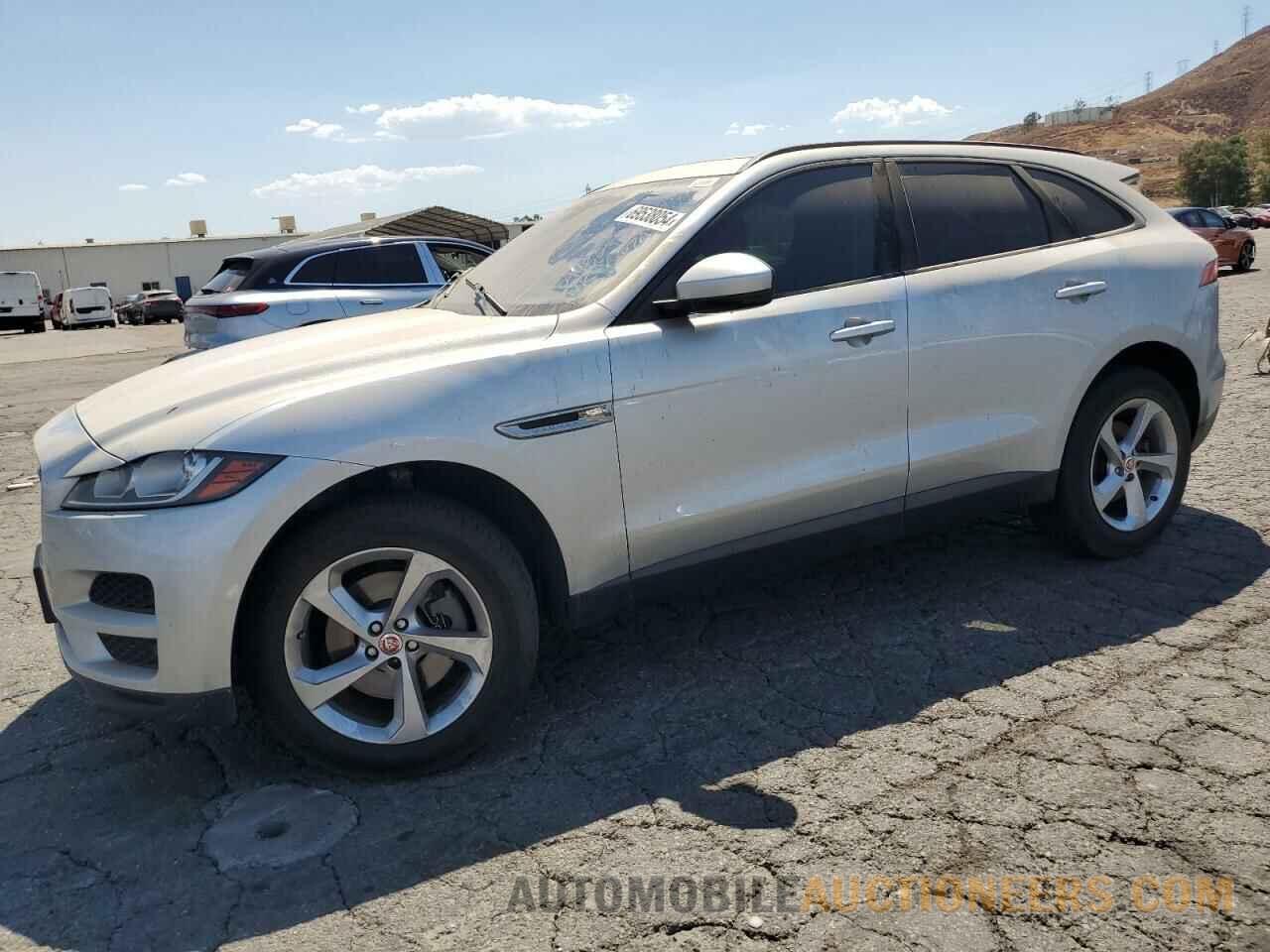 SADCJ2BV6HA094328 JAGUAR F-PACE 2017