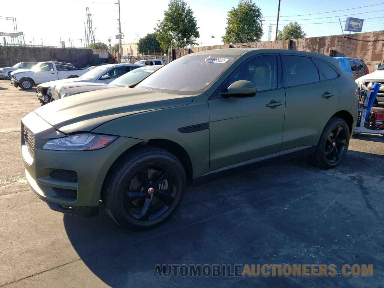 SADCJ2BV7HA058289 JAGUAR F-PACE 2017