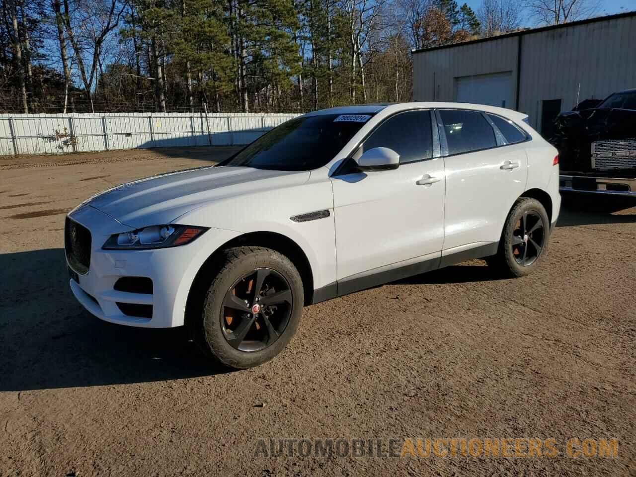 SADCJ2BV7HA088442 JAGUAR F-PACE 2017