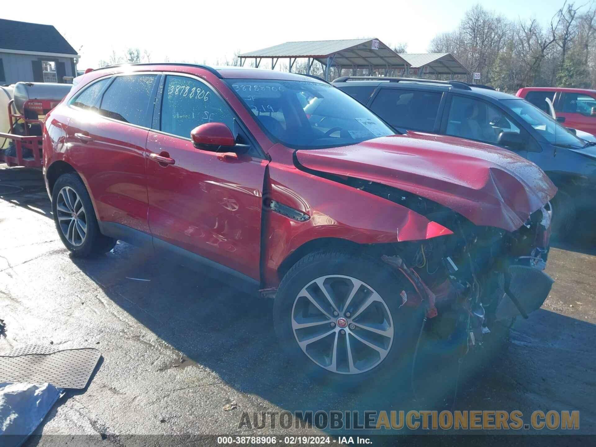 SADCJ2BV7HA499226 JAGUAR F-PACE 2017