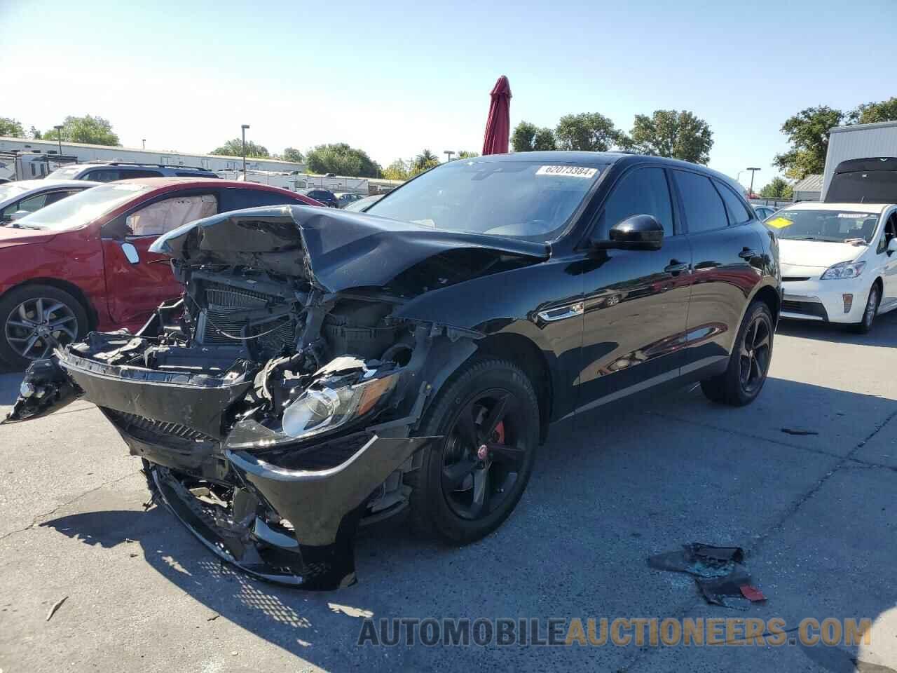 SADCJ2BV9HA057533 JAGUAR F-PACE 2017