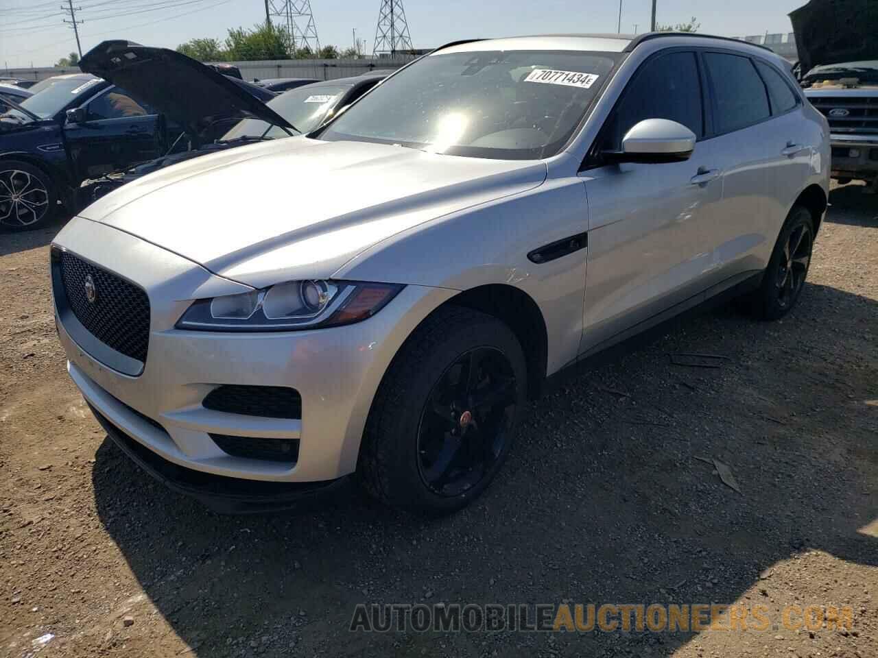 SADCJ2BV9HA068791 JAGUAR F-PACE 2017