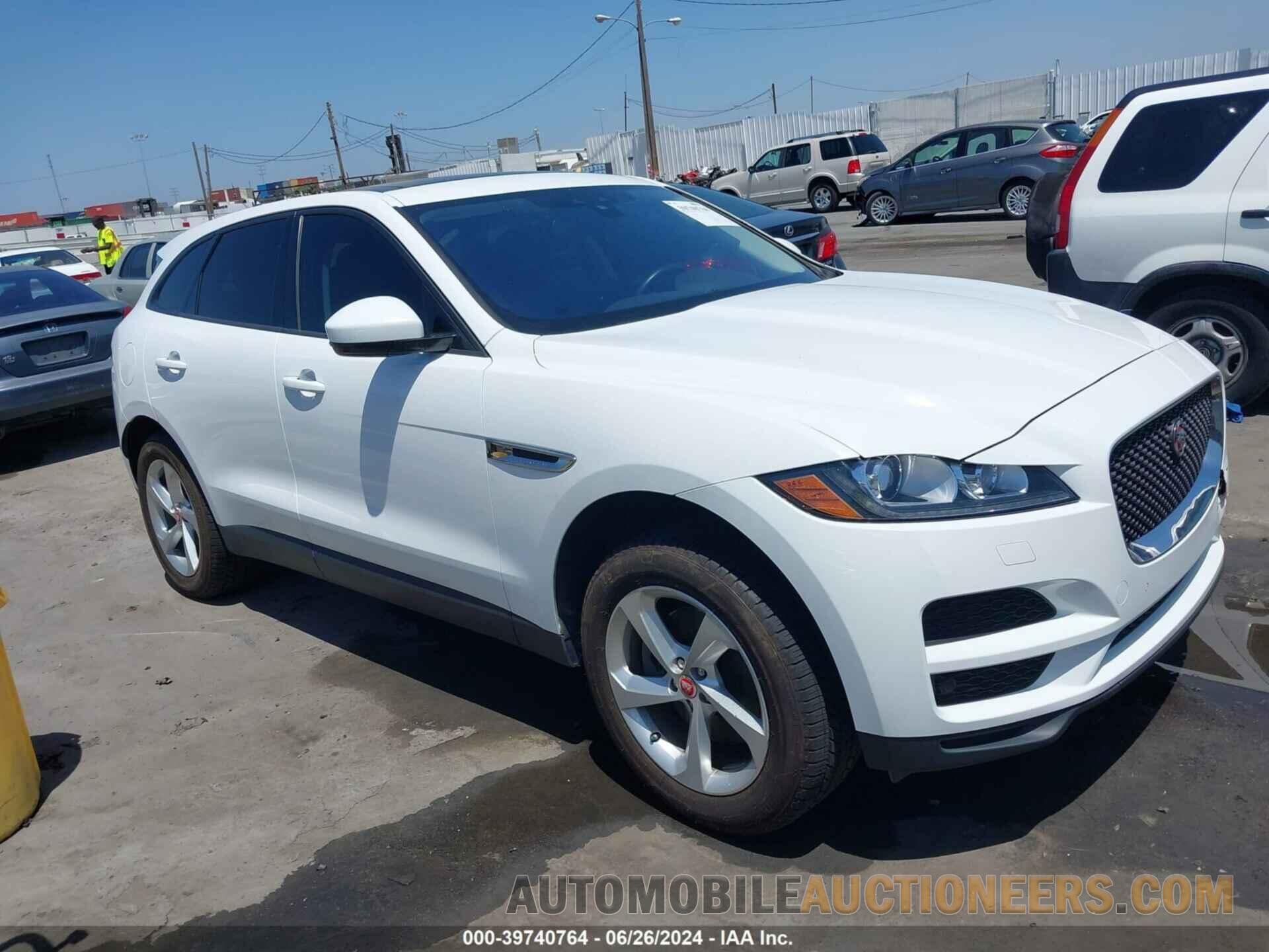 SADCJ2BVXHA047965 JAGUAR F-PACE 2017