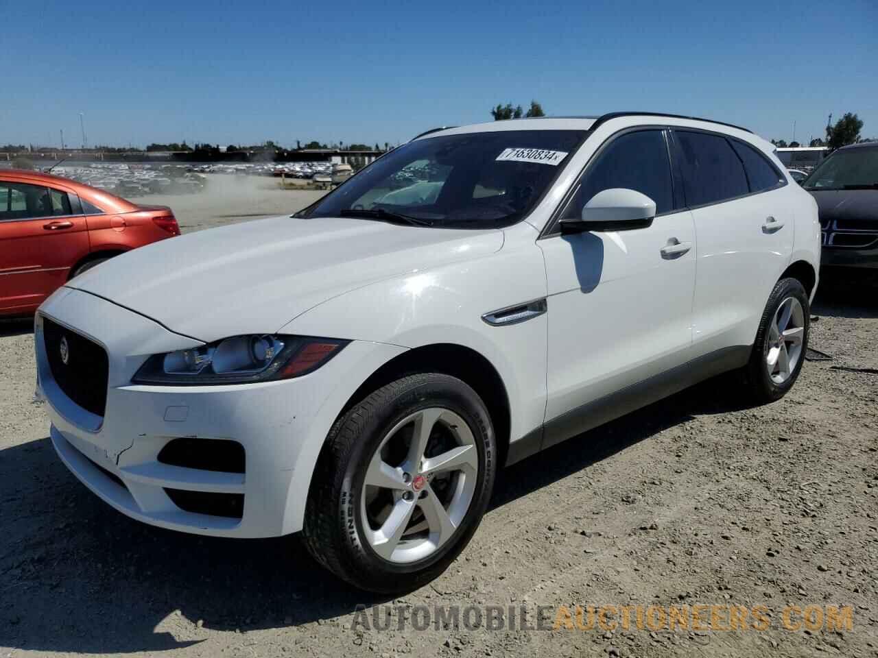 SADCJ2BVXHA092274 JAGUAR F-PACE 2017