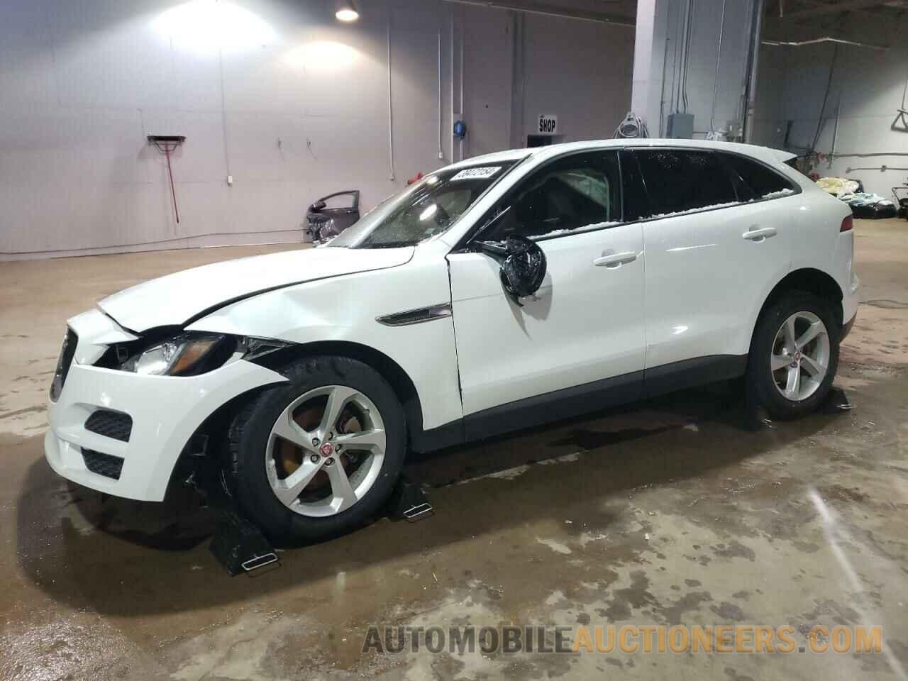 SADCJ2FN5JA235017 JAGUAR F-PACE 2018