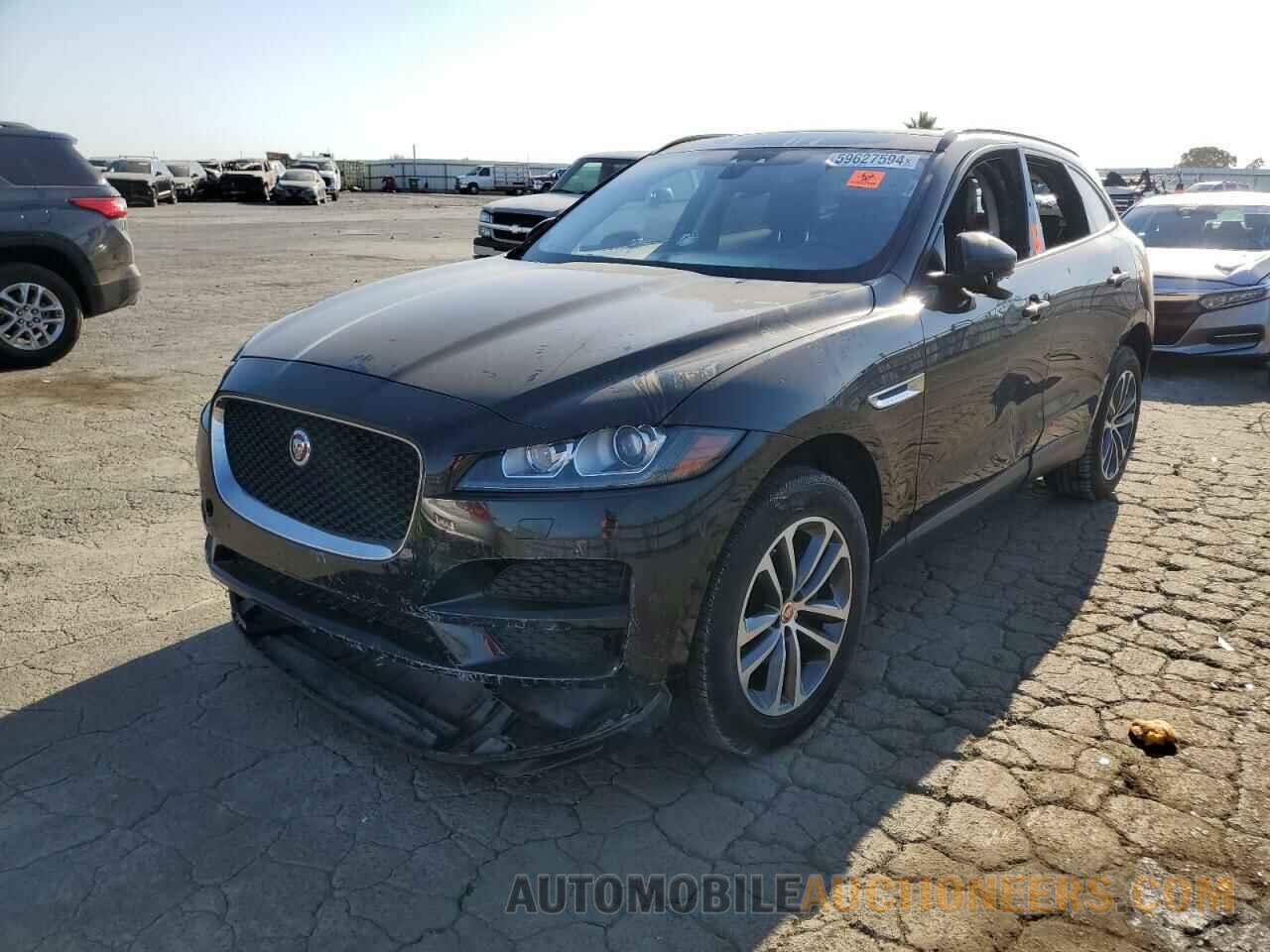 SADCJ2FX1JA256058 JAGUAR F-PACE 2018