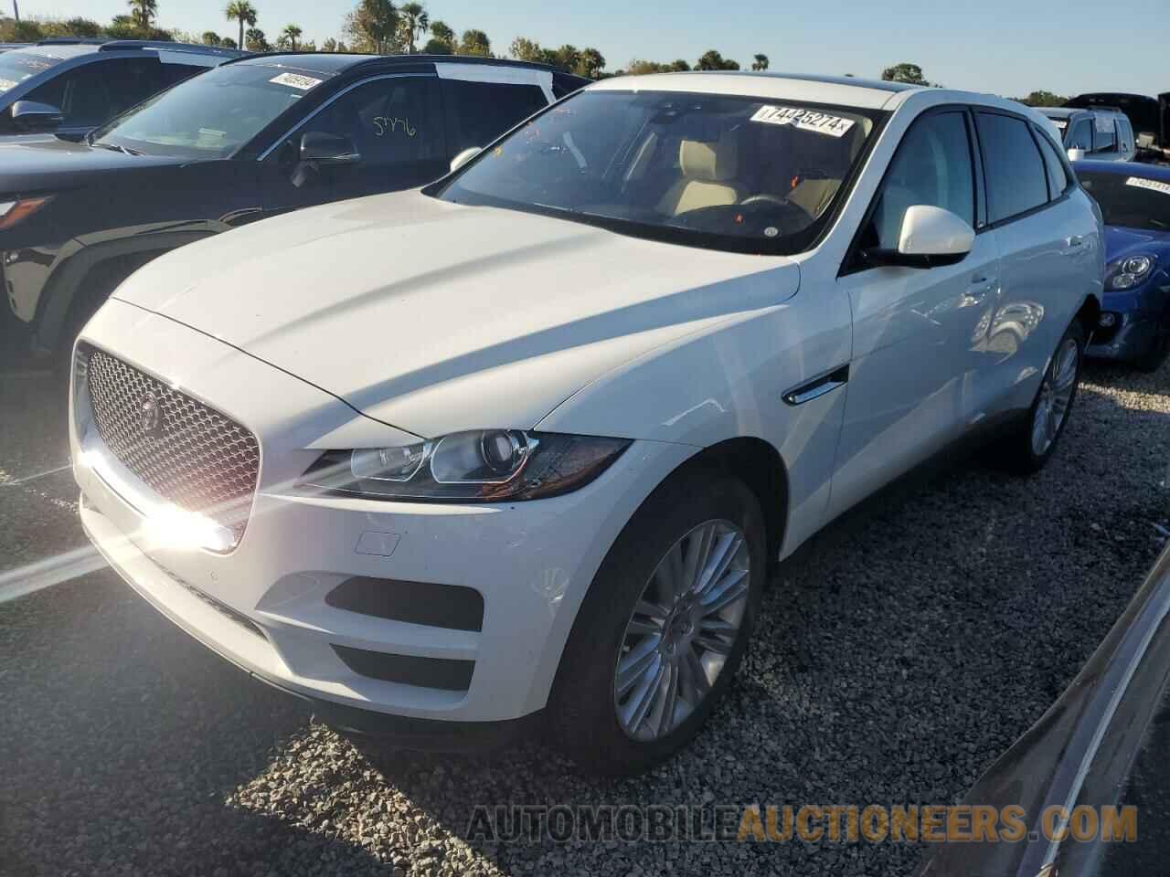 SADCJ2FX1JA294874 JAGUAR F-PACE 2018