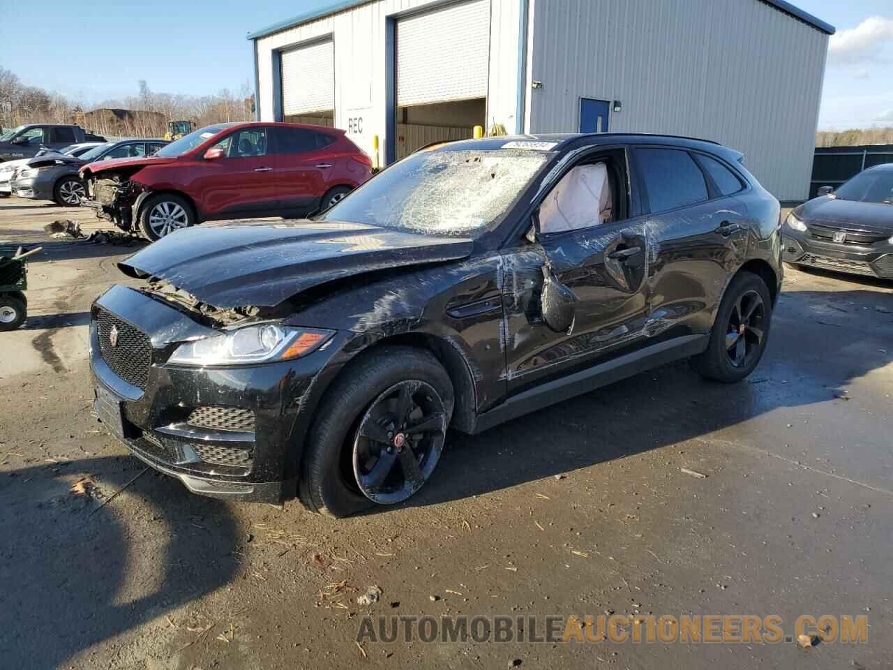 SADCJ2FX1KA369042 JAGUAR F-PACE 2019