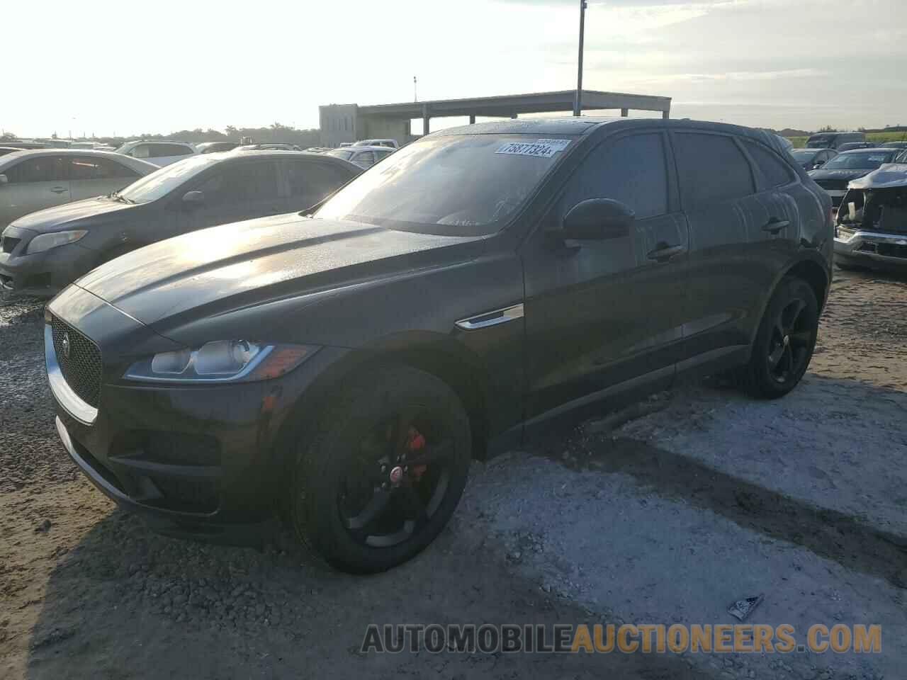 SADCJ2FX4JA282508 JAGUAR F-PACE 2018